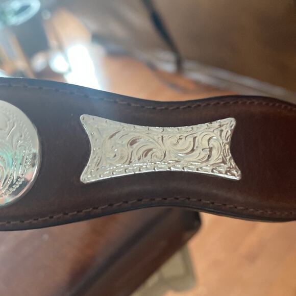 NWT Nocona concho leather brown size 42 men’s belt - Picture 8 of 8